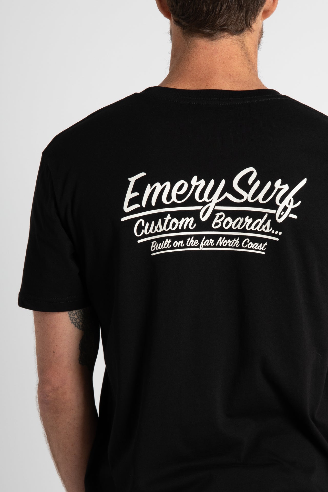 NORTH COAST TEE / BLACK