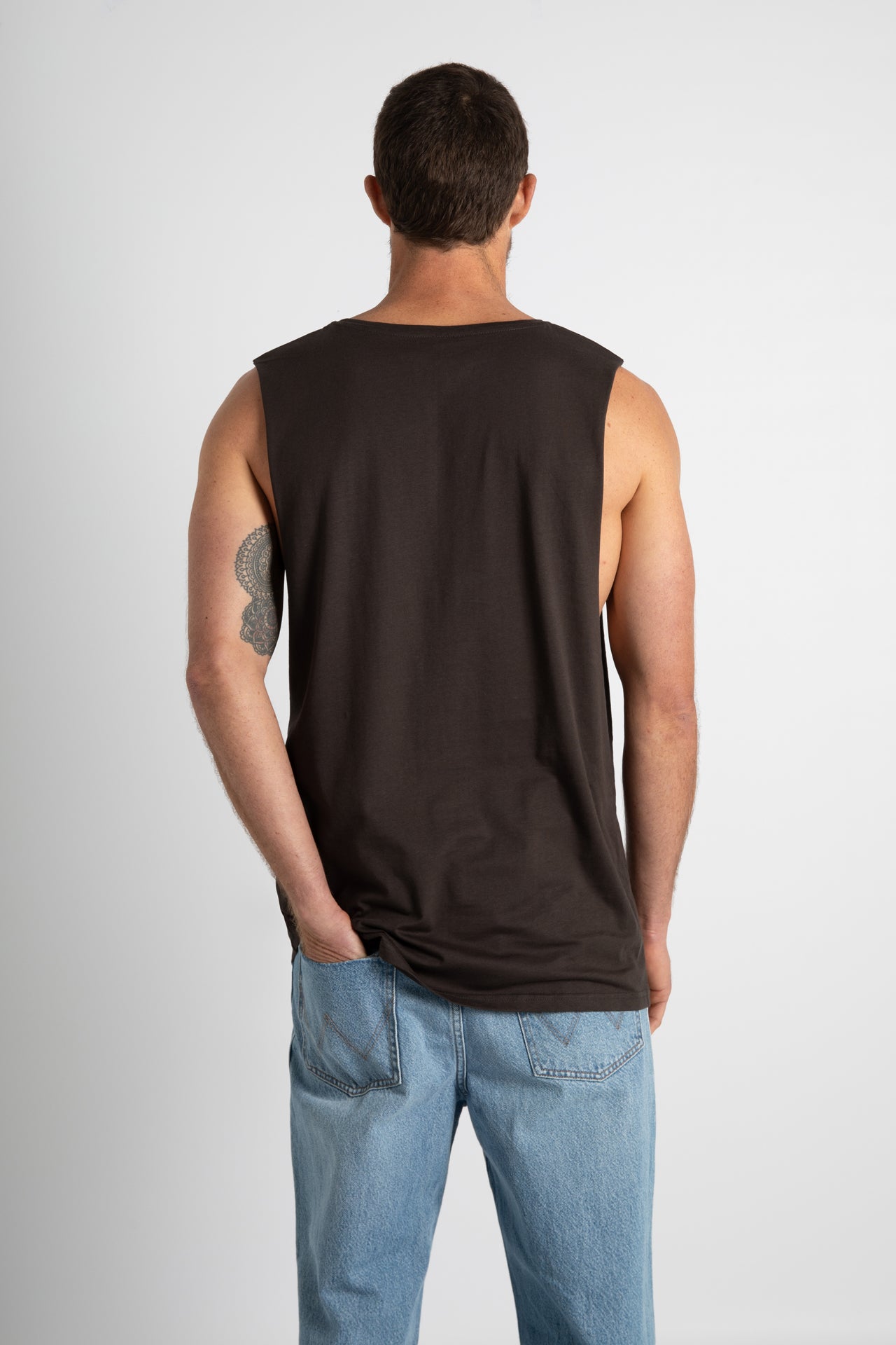 SURF CO BAND CUT TEE / COAL (BACK IN STOCK)