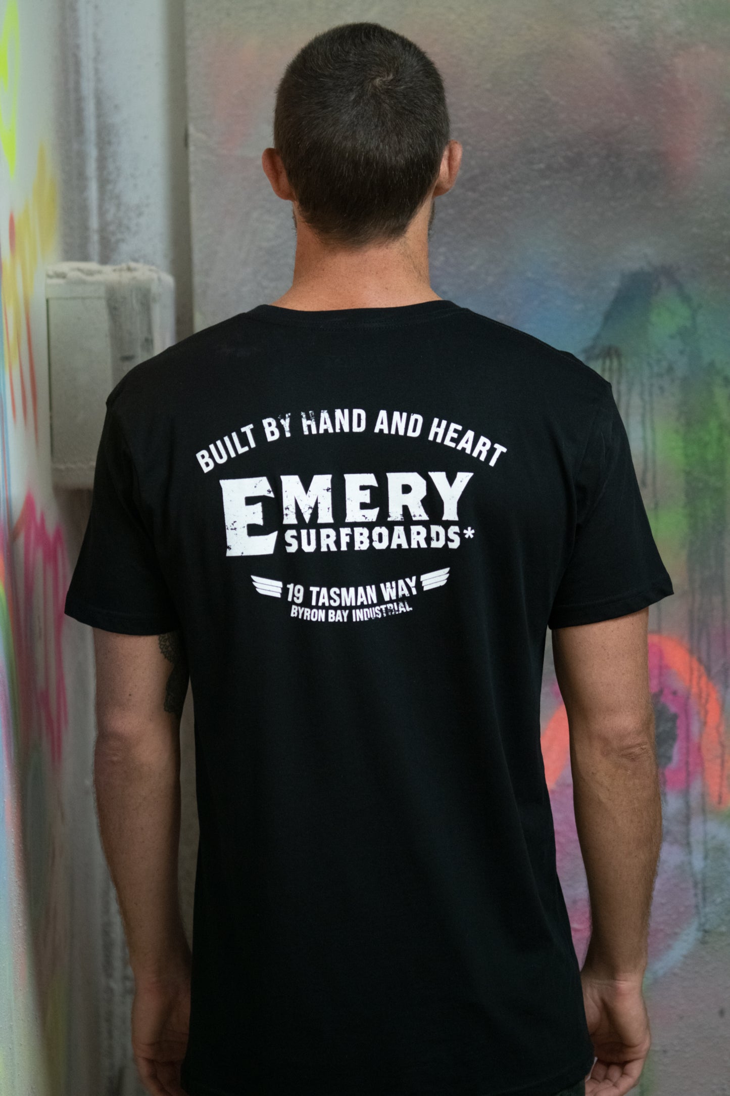 HAND & HEART TEE / BLACK