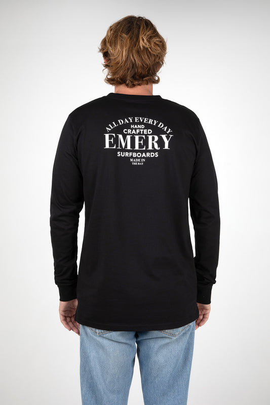 SERIF LONG SLEEVE TEE / BLACK