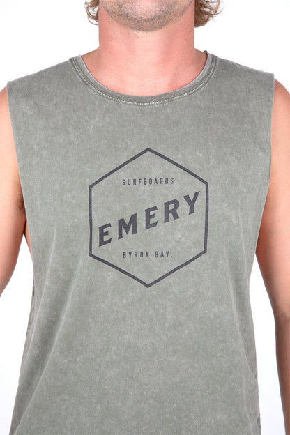 HEX BAND CUT TEE / MOSS STONE