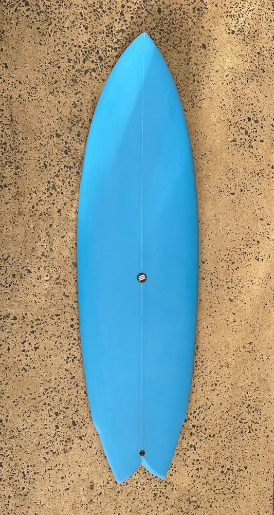 RETRO BAY TWIN FIN  - 5'10 X 20 1/2 X 2 7/16