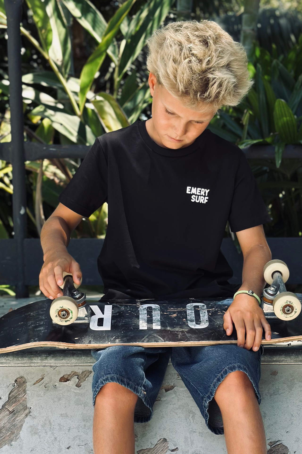 YOUTH NASHUA TEE / BLACK