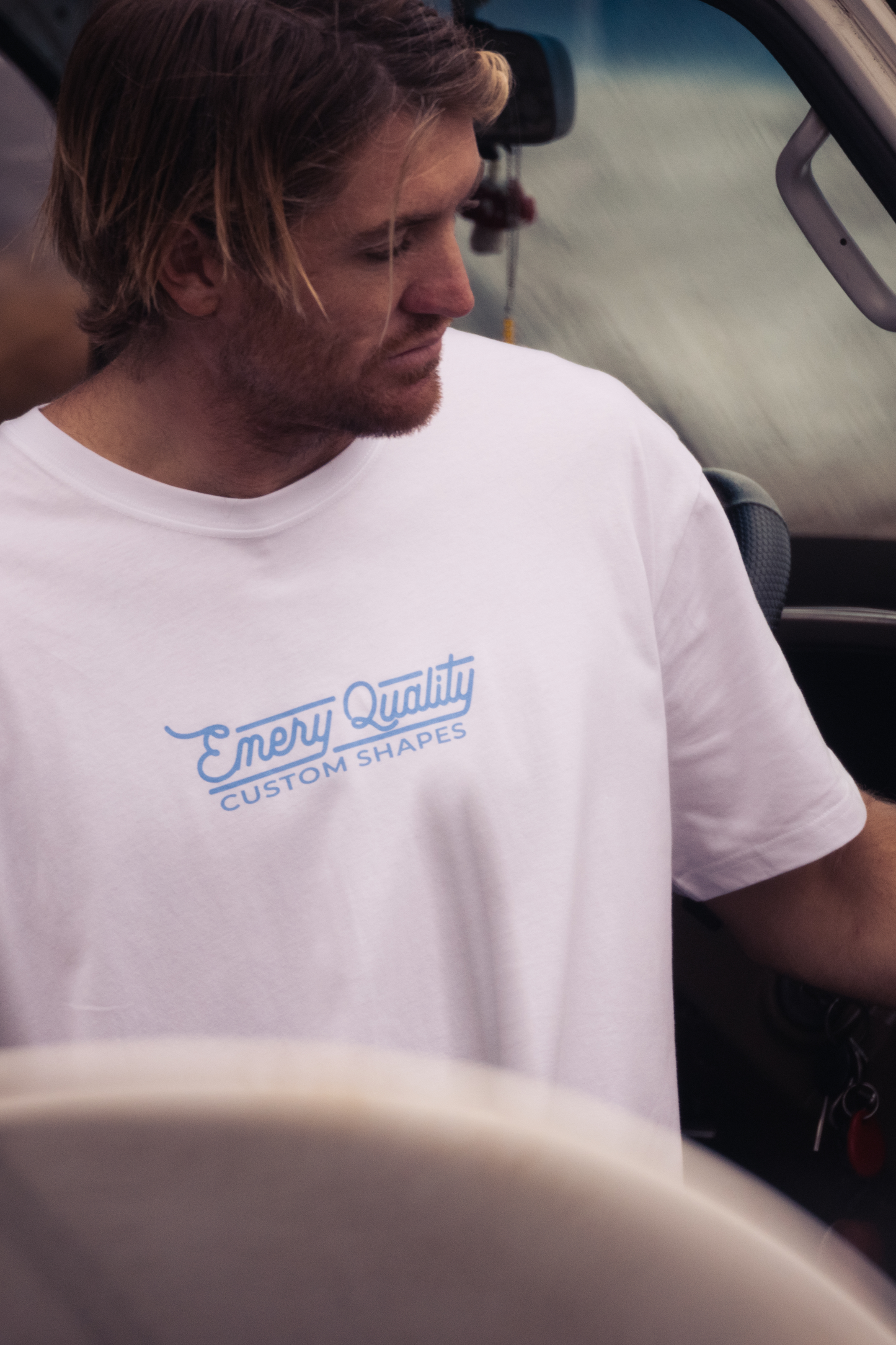 QUALITY SHAPES TEE / WHITE